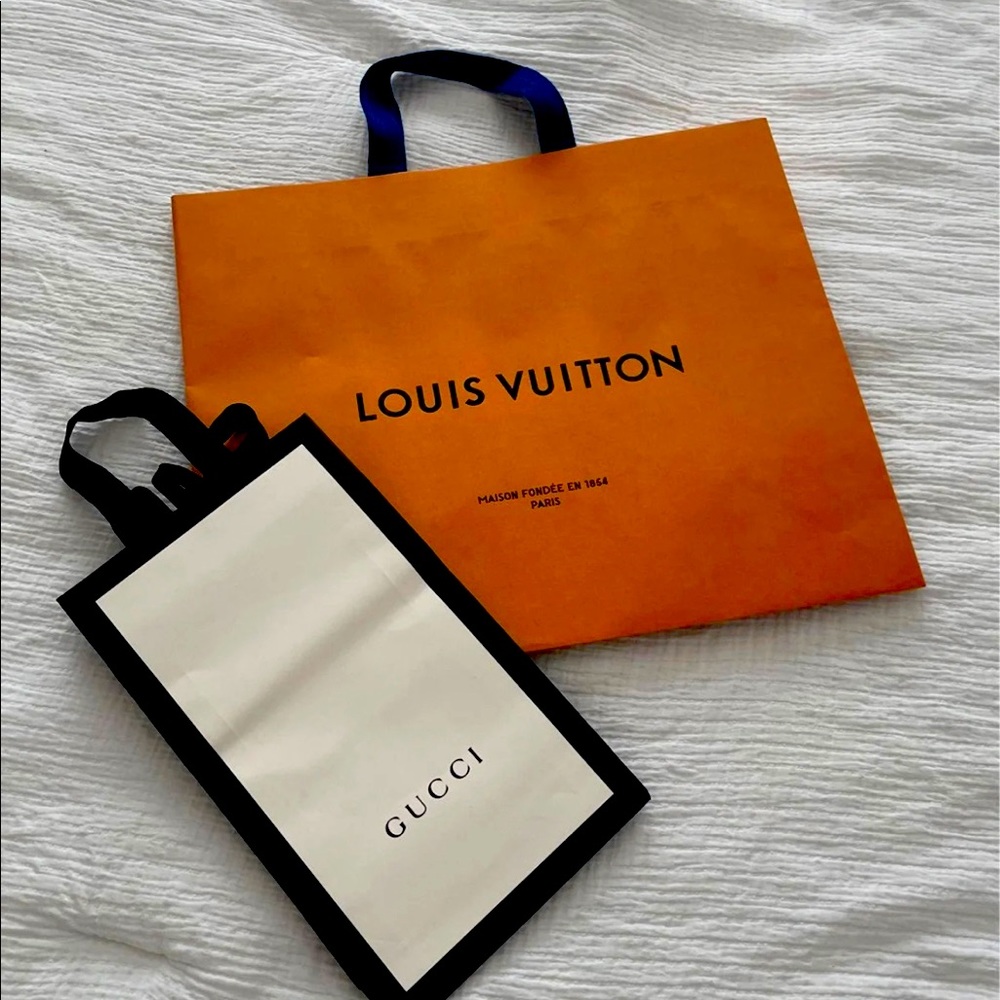 6 bags Authentic shopping LV and GG bags. All good condition. The price 4 all